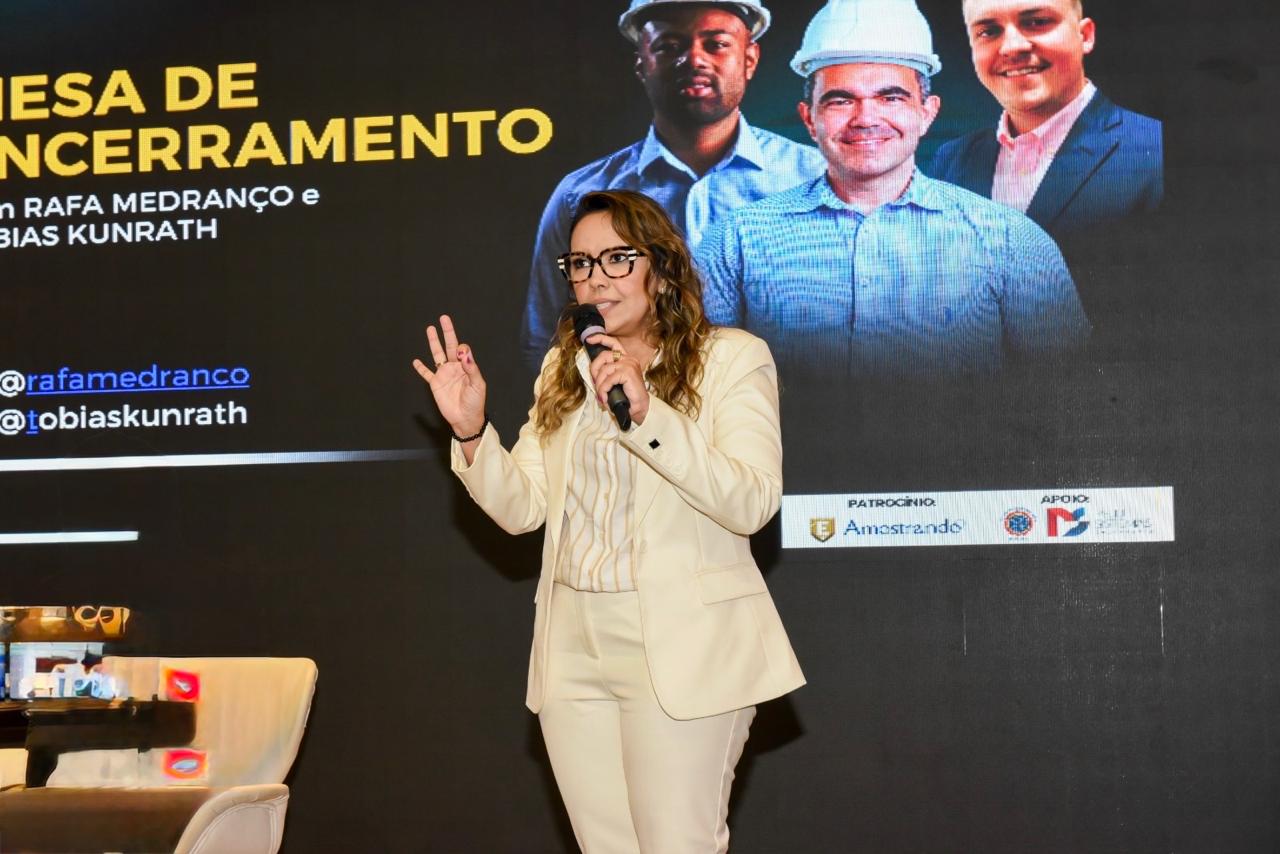 Foto da Engenheira Civil Emanuele Nobre, CEO da Nobre Engenharia